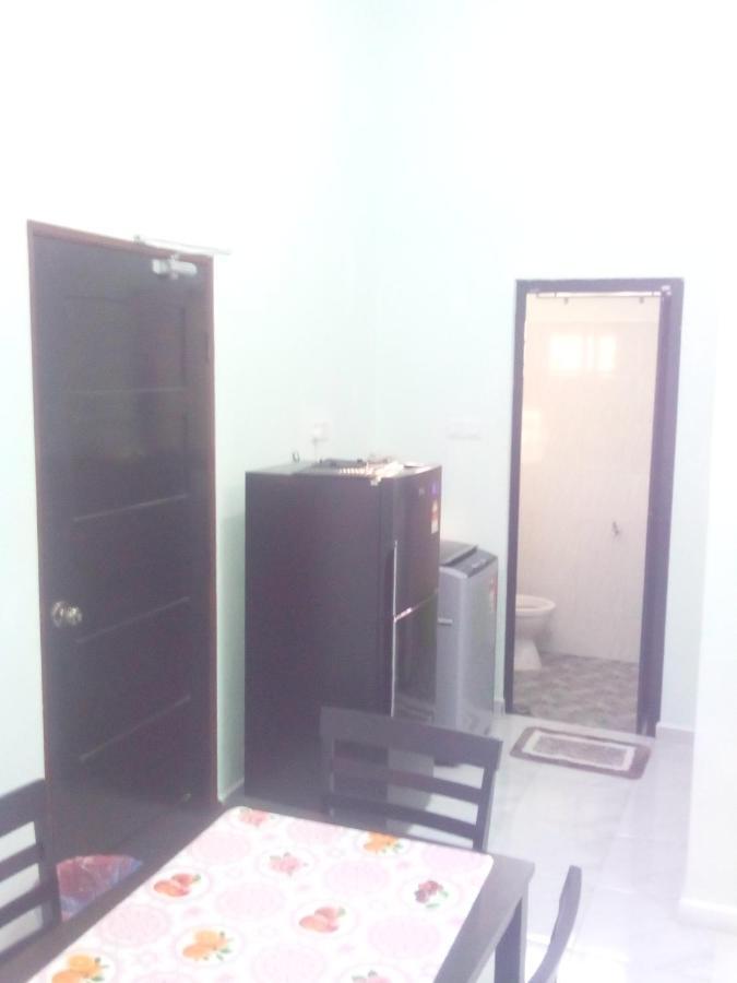 Holiday home Adilah B Pasir Puteh
